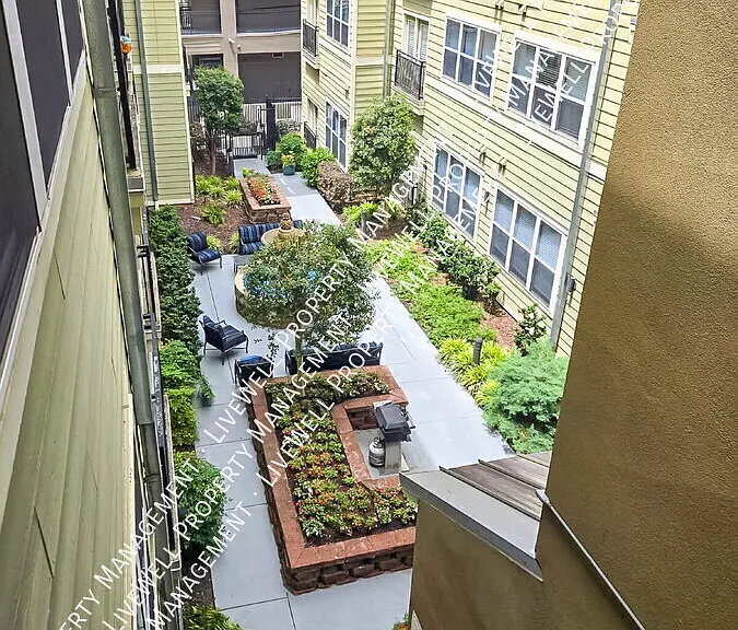 2020 5th Ave S #340 — Photo 5