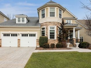 56 Betsy Ross Dr, Warren, NJ 07059