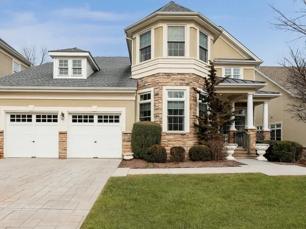 56 Betsy Ross Dr, Warren Twp., NJ 07059