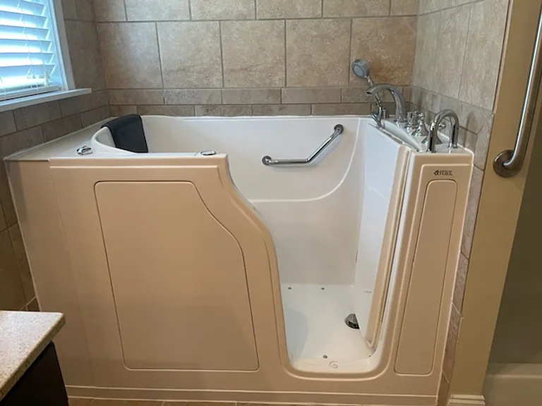 2622 Vista Meadows Ln — Photo 12