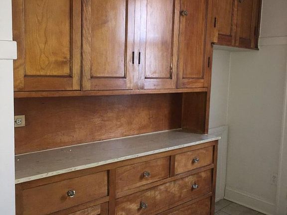 3rd image of 6556 S Fairfield Ave #2