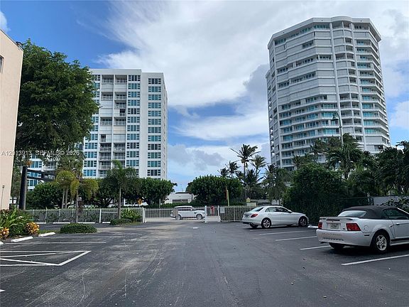 3rd image of 1541 S Ocean Blvd APT 317
