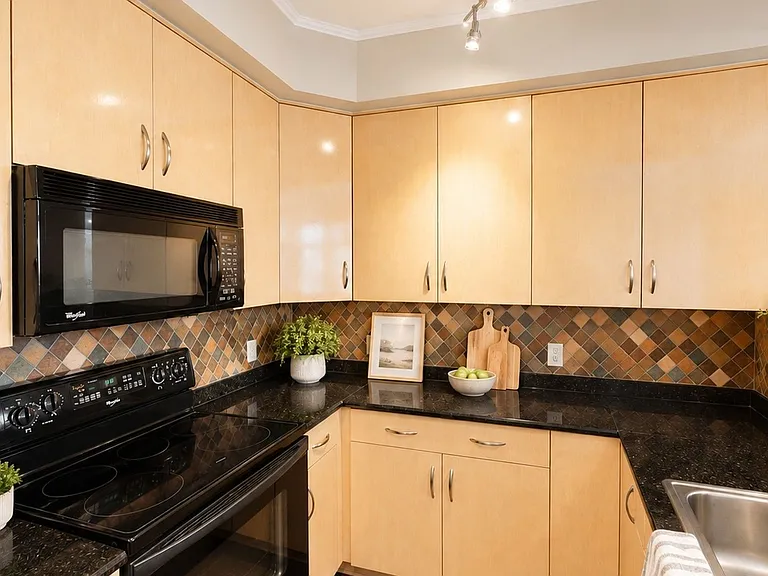 1320 Fillmore Ave #101 — Photo 7