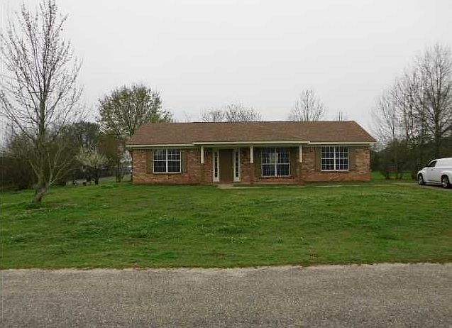 1st image of 18913 Dalewood Cir