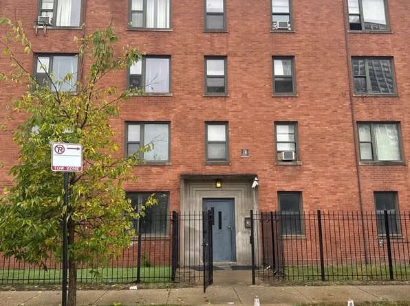 7363 S South Shore Dr APT 209, Chicago, IL 60649