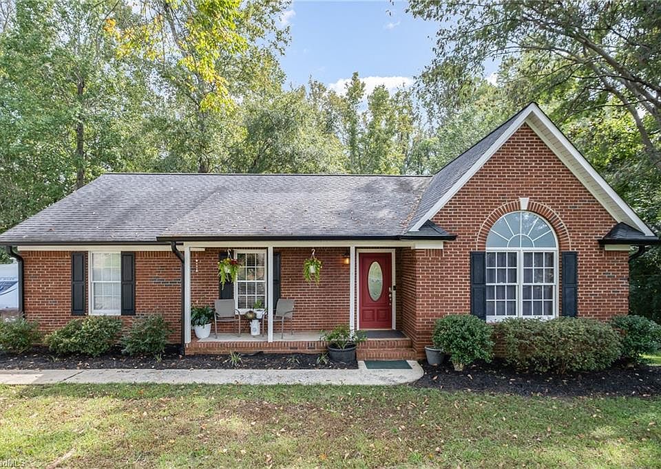 1st image of 2529 Jamie Baker Dr