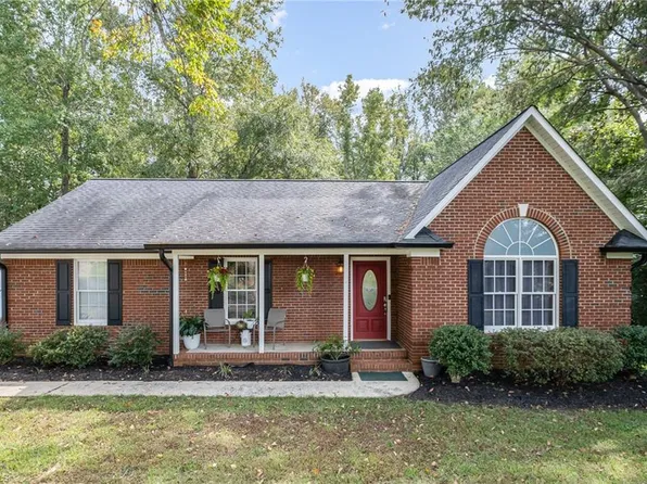 2529 Jamie Baker Dr, Mebane, NC 27302