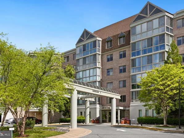 2901 S Leisure World Blvd Unit 120, Silver Spring, MD 20906