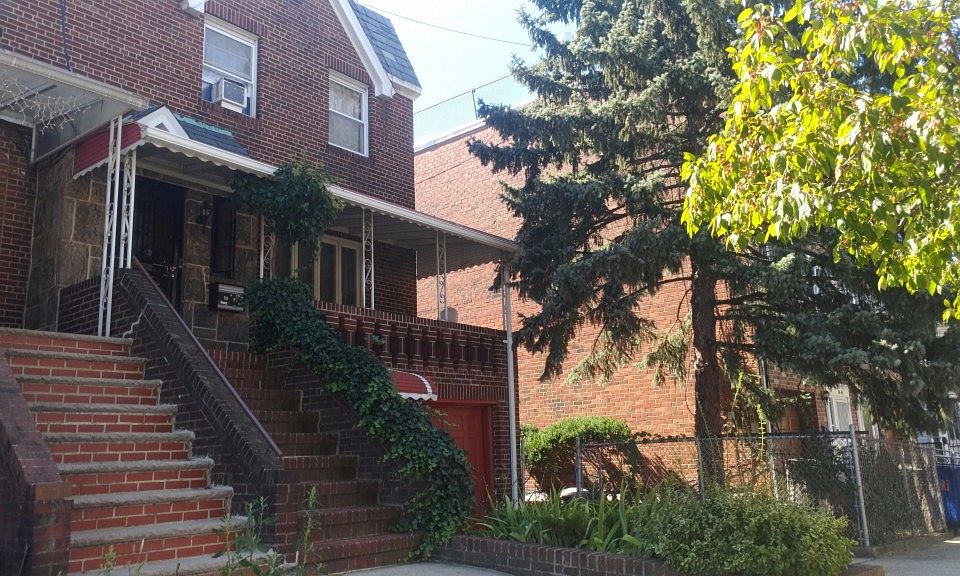 2nd image of 8842 53rd Ave