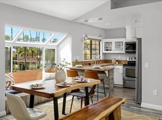 7319 Calle De Fuentes, Carlsbad, CA 92009