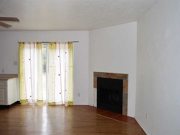 2nd image of 6605 Sahchu Ln