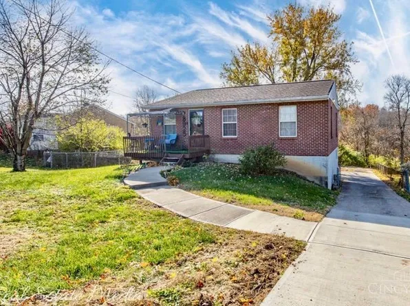 8925 Pippin Rd, Cincinnati, OH 45251