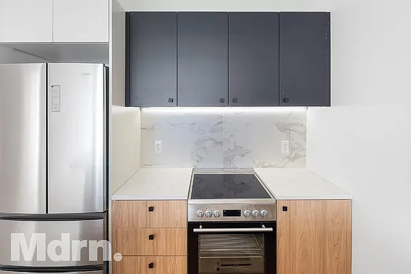 Rented by Mdrn Residential | media 69