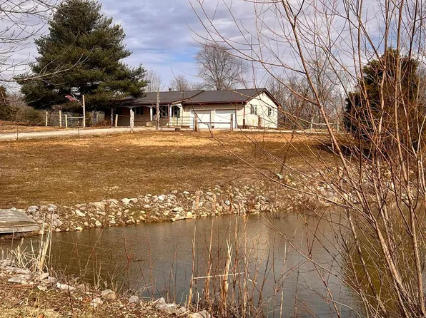 849 Clutter Rd, Lynnville, IN 47619