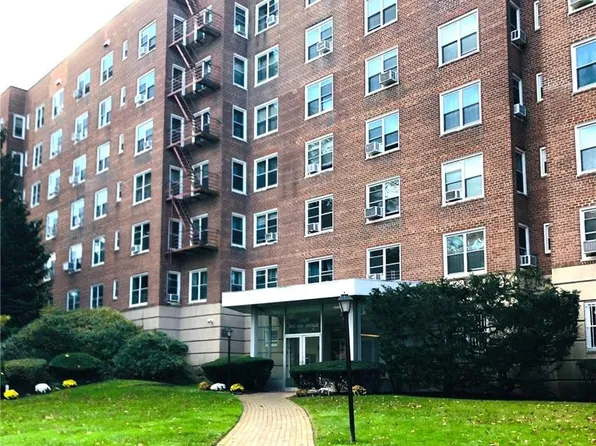 1304 Midland Avenue #B-45, Yonkers, NY 10704