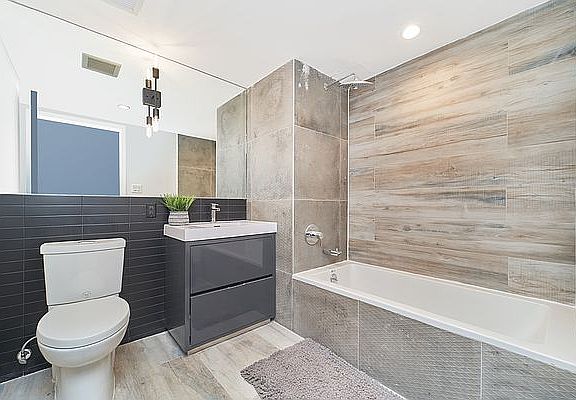 4th image of 1580 Nostrand Ave #408