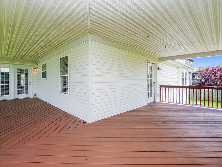 486 Rambling Brook Dr — Photo 17