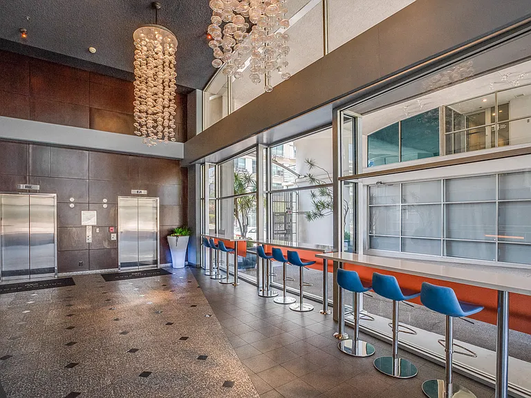 Resident lobby with Wi-Fi access