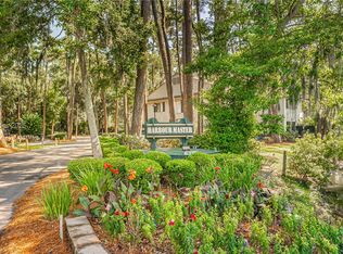 90 Gloucester Rd APT 1005, Hilton Head Island, SC 29928