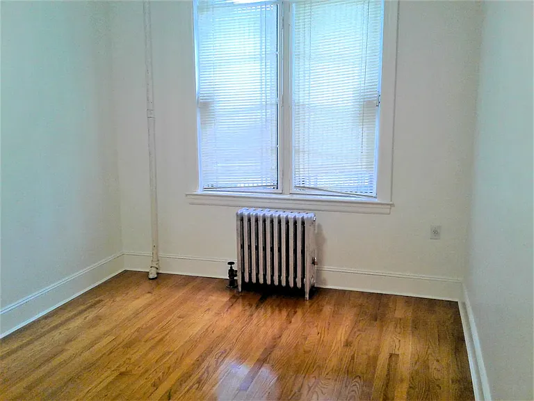 60-05 44th Ave #2A — Photo 9