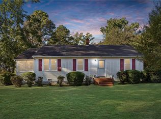 8472 George Washington Memorial Hwy, Gloucester, VA 23061