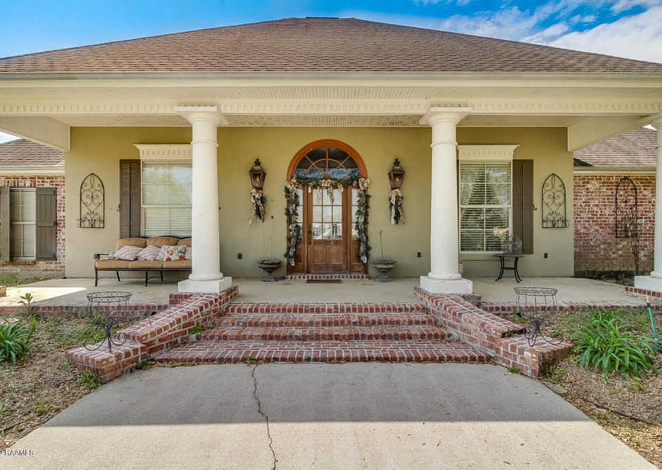 1318 E Butcher Switch Rd, Lafayette, LA 70507 Zillow