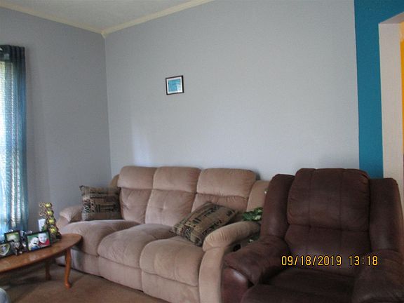2nd image of 610 N Michigan St