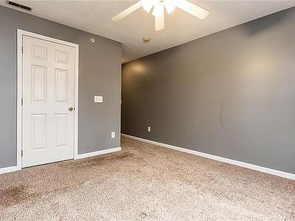 5th image of 14730 Lenox Dr #130