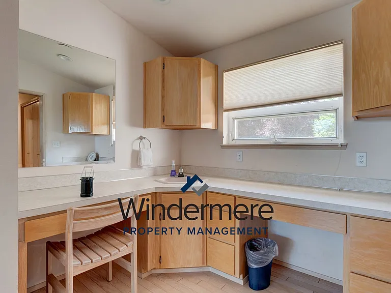508 Grandview Dr — Photo 16