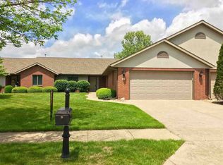 111 Barrington Pl, Pekin, IL
