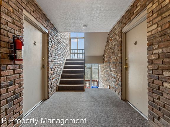 3rd image of 245 S 2nd St #11749743