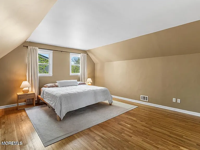 88 Almond Dr — Photo 4