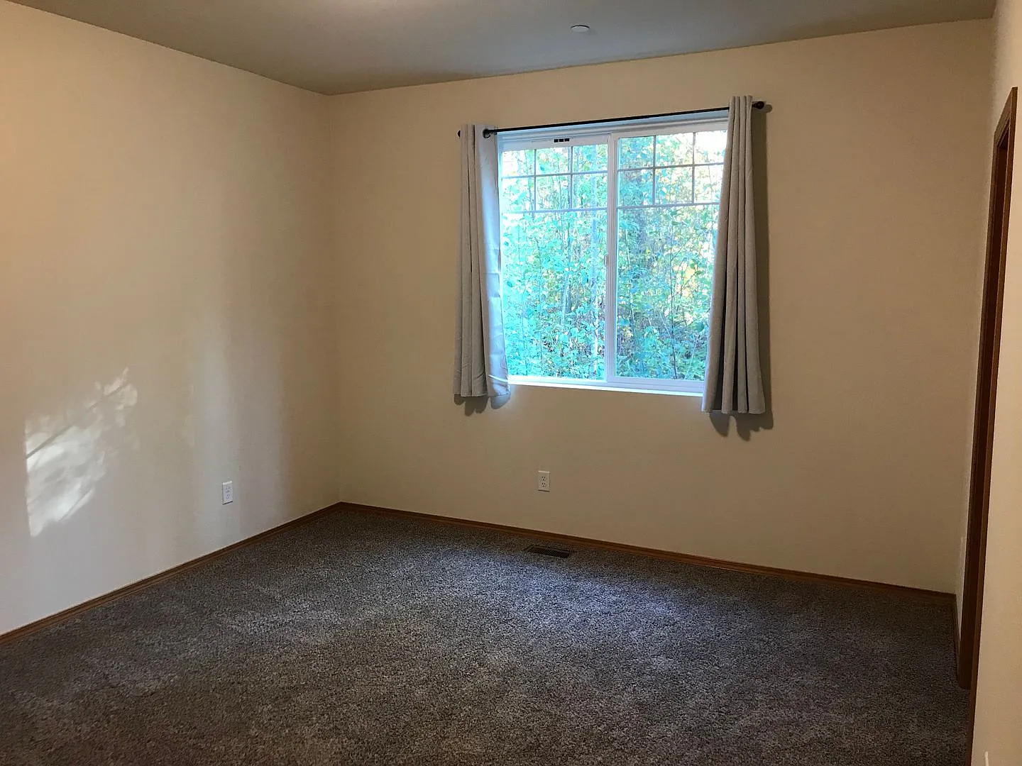 715 Kodiak Lane — Photo 4