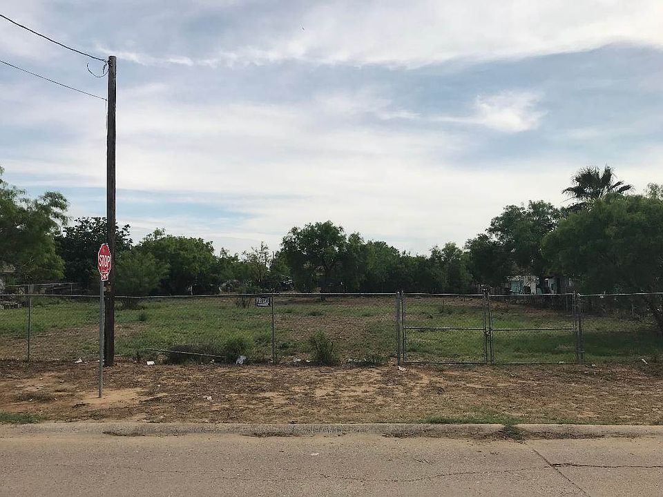 1st image of 1501 Orquidia Ln