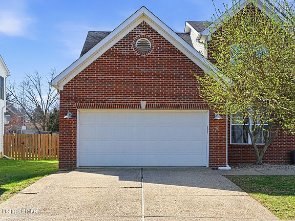 5th image of 11004 Clear Stream Ct