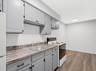 476 4th St #206, Beaver, PA 15009