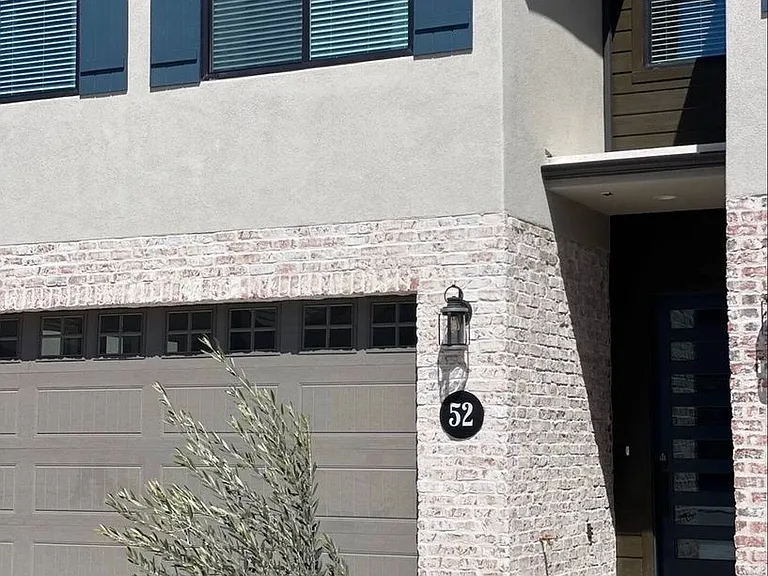 960 Heritage Dr #52 — Photo 3