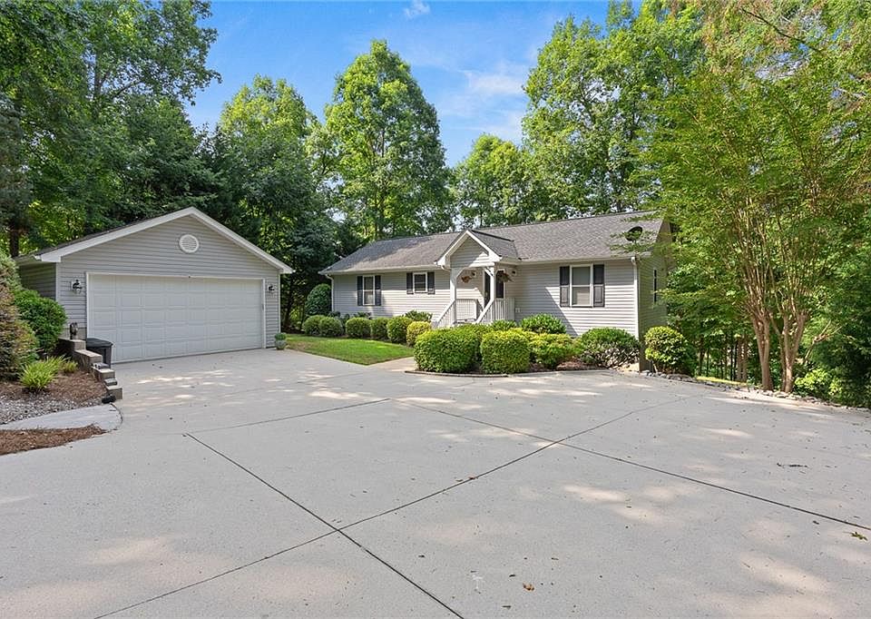 225 Stone River Dr, Fair Play, SC 29643 Zillow