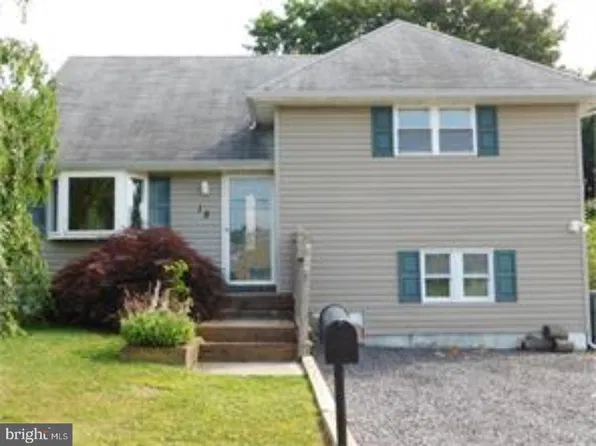 18 Franklin Rd, Glassboro, NJ 08028