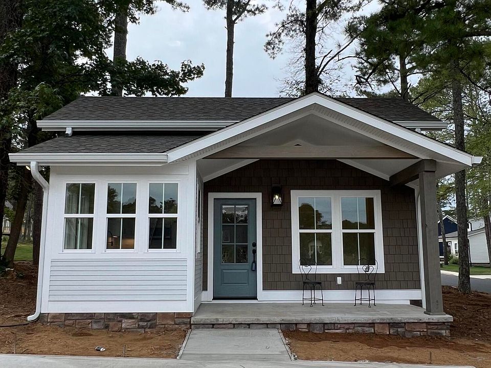1st image of 1227 NW Parkstone Dr #38