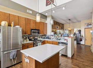 2650 University Ave W APT 205, Saint Paul, MN 55114