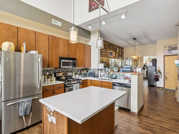 2650 University Ave W APT 205, Saint Paul, MN 55114