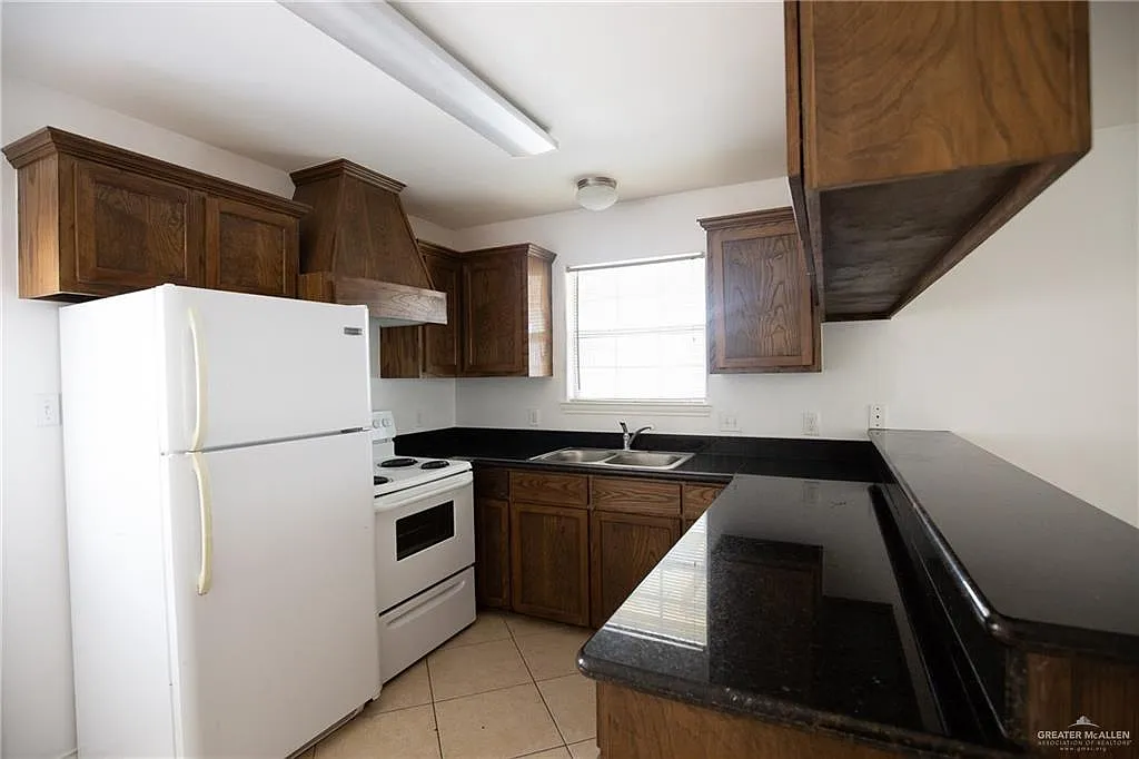 2 bed, 2.0 bath, 994 sqft, $950 — Photo 3