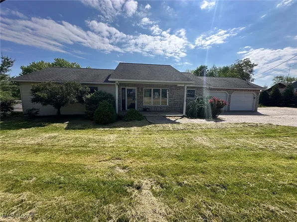 959 Lancaster St, Marietta, OH 45750