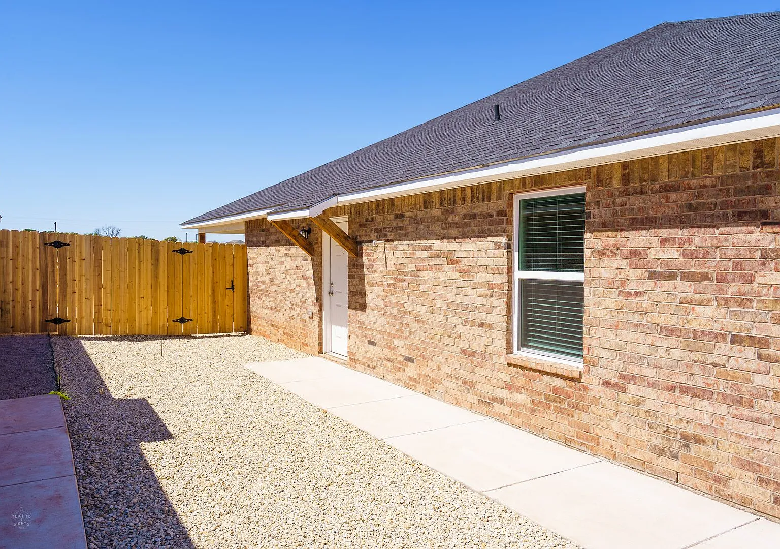 Brand-New Duplexes Near Stargate — Photo 2