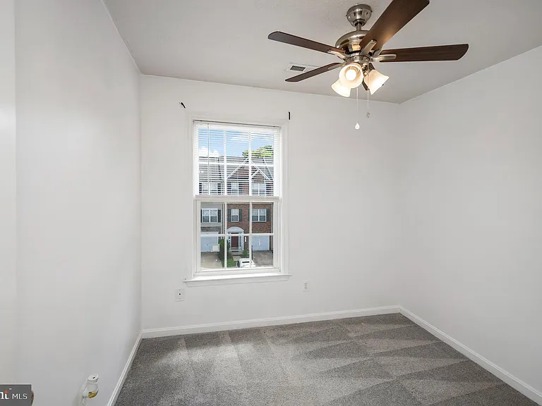 104 Stingray Ct — Photo 25
