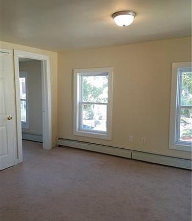 3rd image of 7 Crawford St