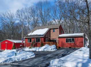 105 Hummingbird Trl, Bushkill, PA 18324