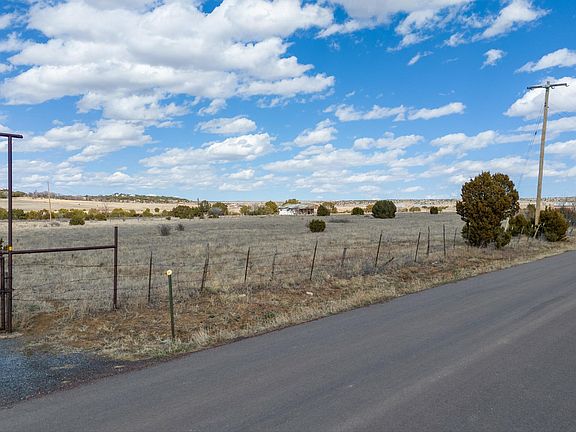3rd image of 201 County Road C23
