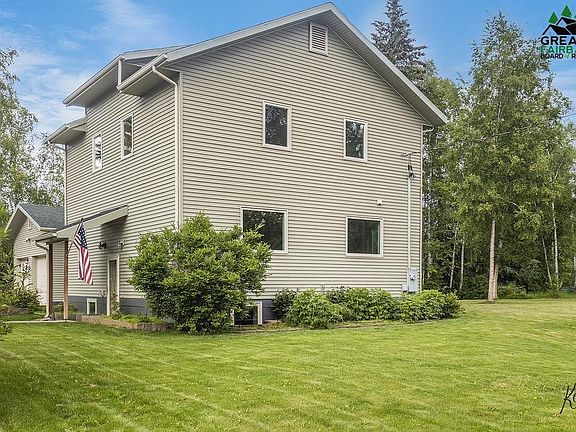 3rd image of 1919 Bridgewater Dr